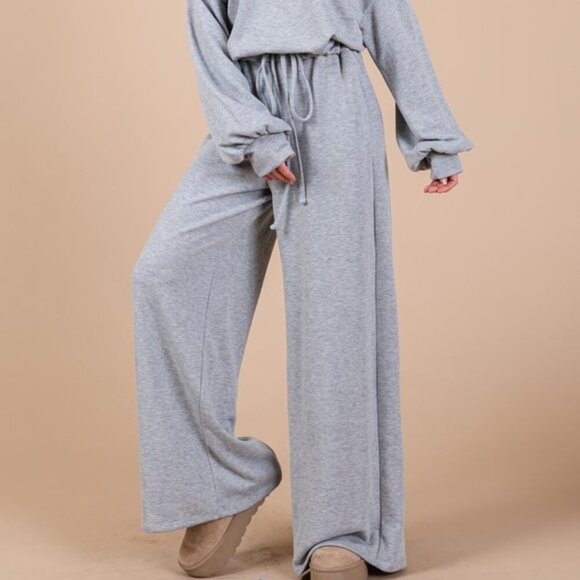 Gray Boat Neck Long Sleeve Drawstring Jumpsuit - Picture 2 of 6